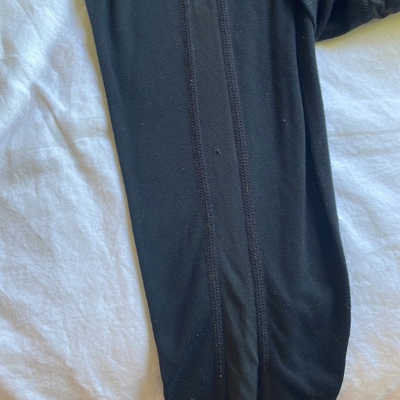 Gymshark mesh panel leggings - Picture 3 of 3